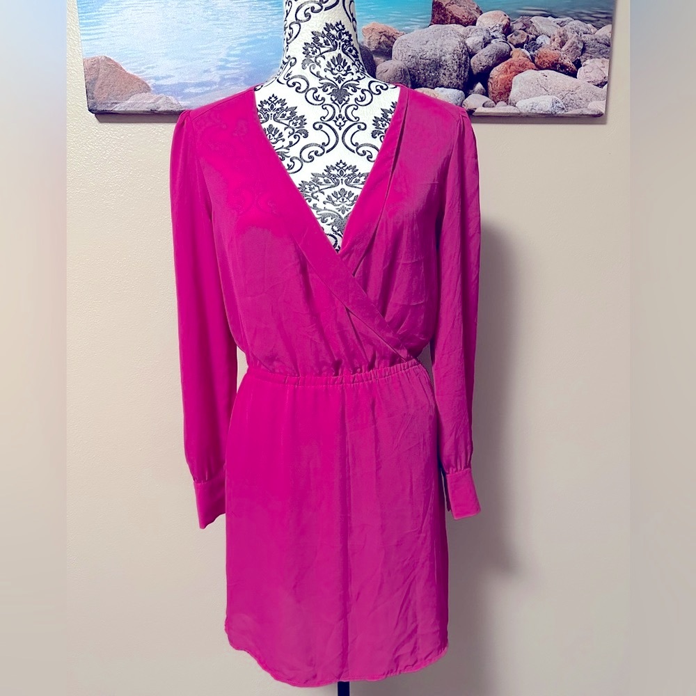 Women's Dress in HOT PINK S NWT